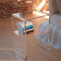 Comodino in plexiglass trasparente Bianka