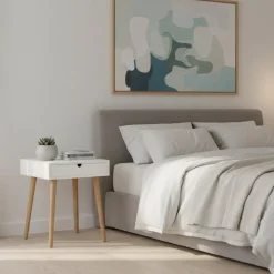 Comodino tavolino Trilly in legno massello e MDF