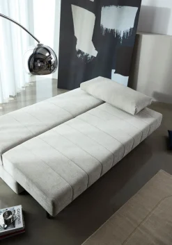 Divano letto matrimoniale Akello
