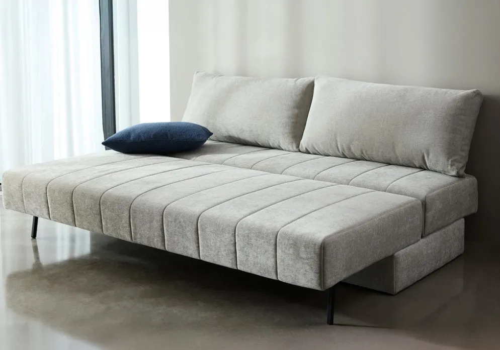 Divano letto matrimoniale Akello