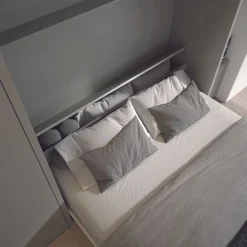 Letto matrimoniale a scomparsa verticale Pratico