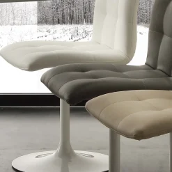 Poltroncina design moderno Veikko per sala pranzo