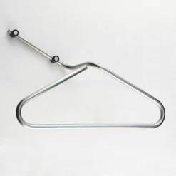 Porta abiti da parete servomuto design Dominic