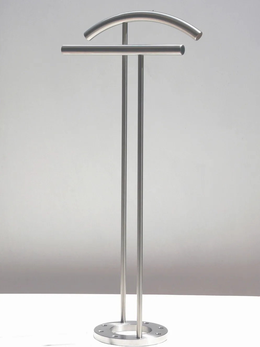 Servomuto design in acciaio Forms