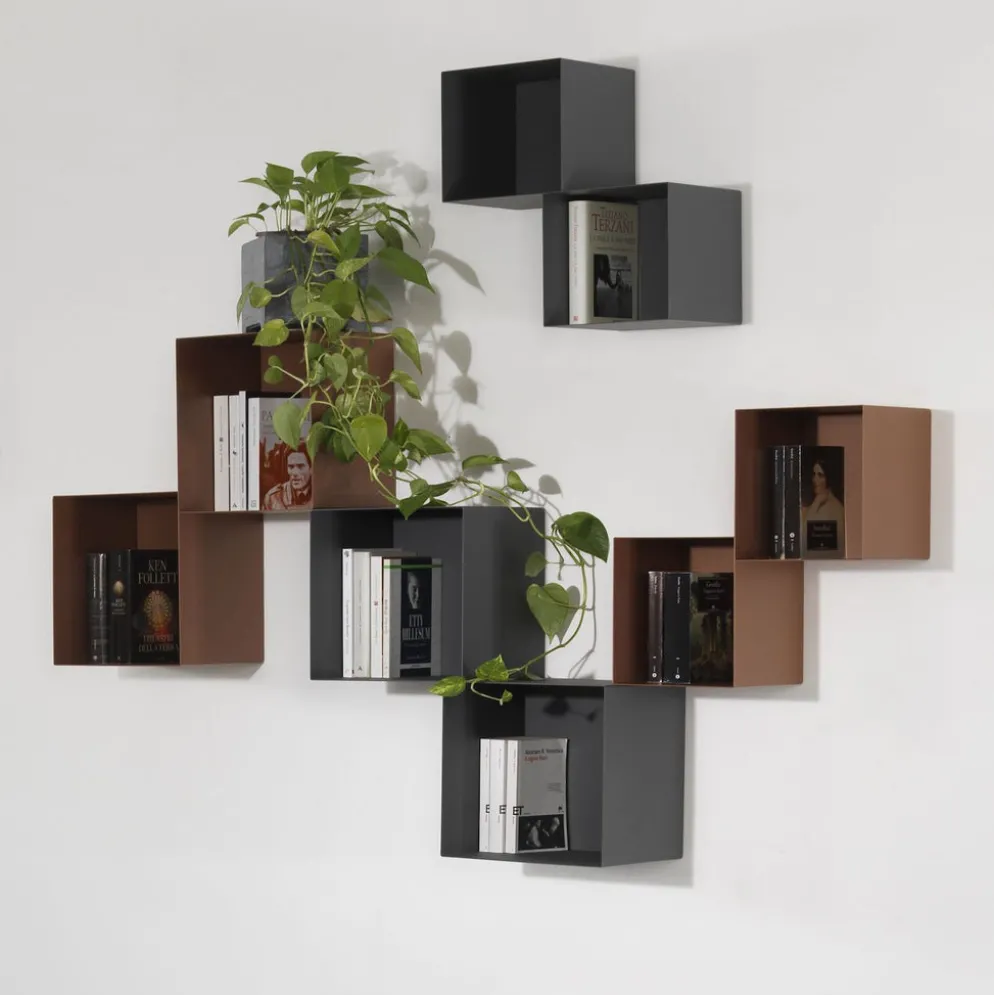Set 4 cubi da parete in acciaio Naoki