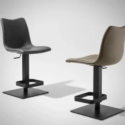 Sgabello design in ecopelle Stanley