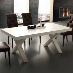 Tavolo allungabile Aras in nobilitato bianco e rovere