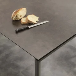 Tavolo allungabile Duarte piano vetro ceramica 140 x 90 cm