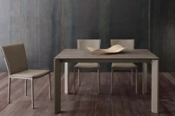 Tavolo allungabile in acciaio e ceramica Duarte Duo