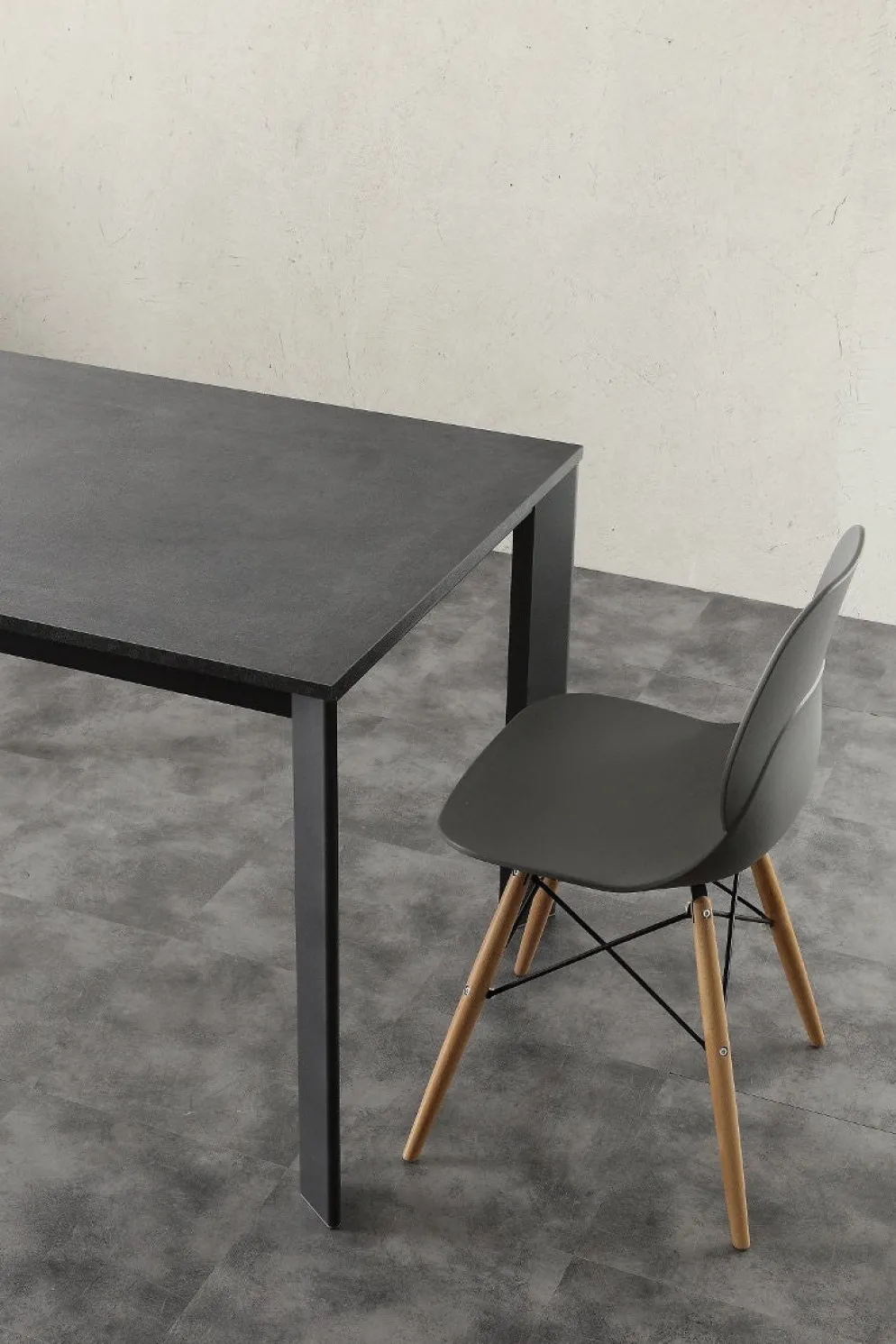 Tavolo allungabile in legno e alluminio Mack