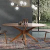 Tavolo da pranzo ovale in legno Hubbard Oak